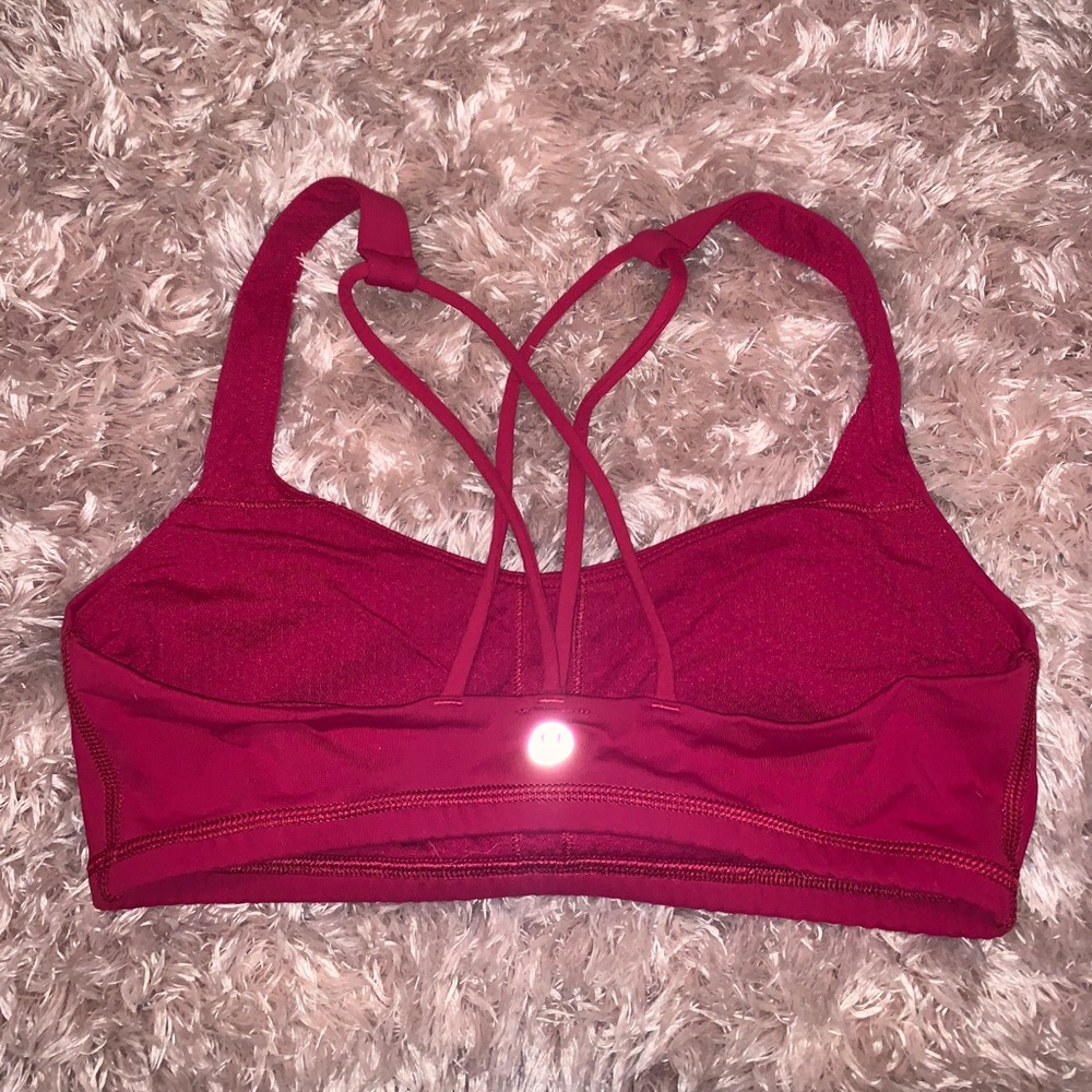 Lululemon sports bra